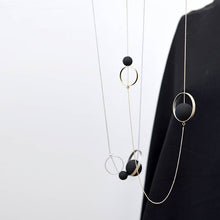 Load image into Gallery viewer, Spindles Necklace: Silver Black