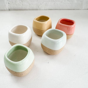 Ceramic Match Holder: White